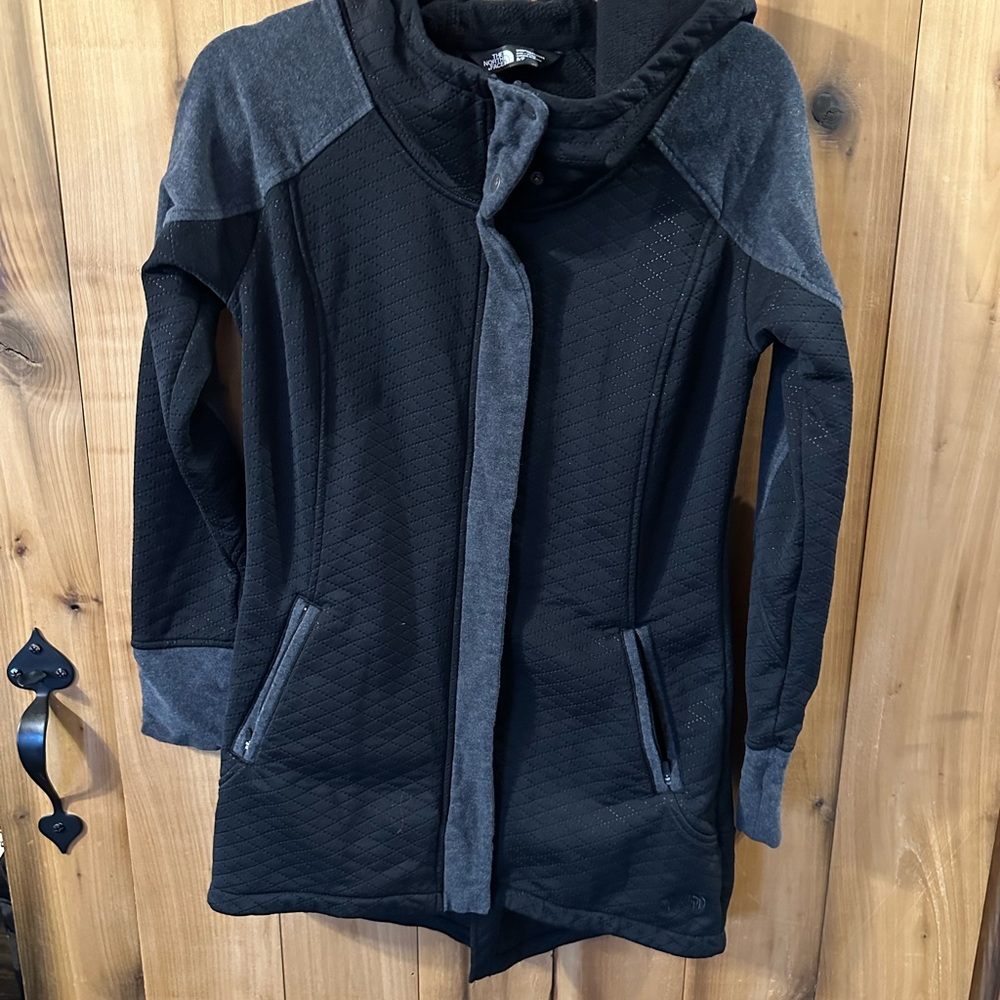 The North Face Women's Black and Gray Utility Jacket